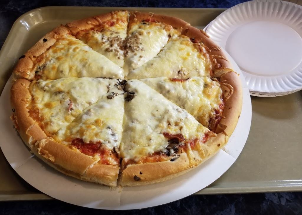 Matas Greek Pizza Anniston