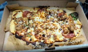 Slim & Husky's Pizza Beeria